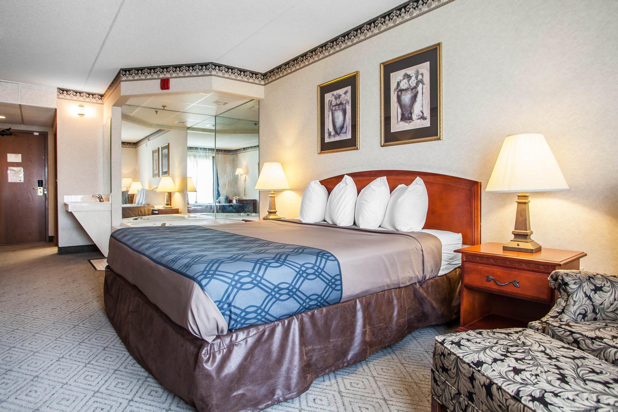 Hotel Rodeway & Airport